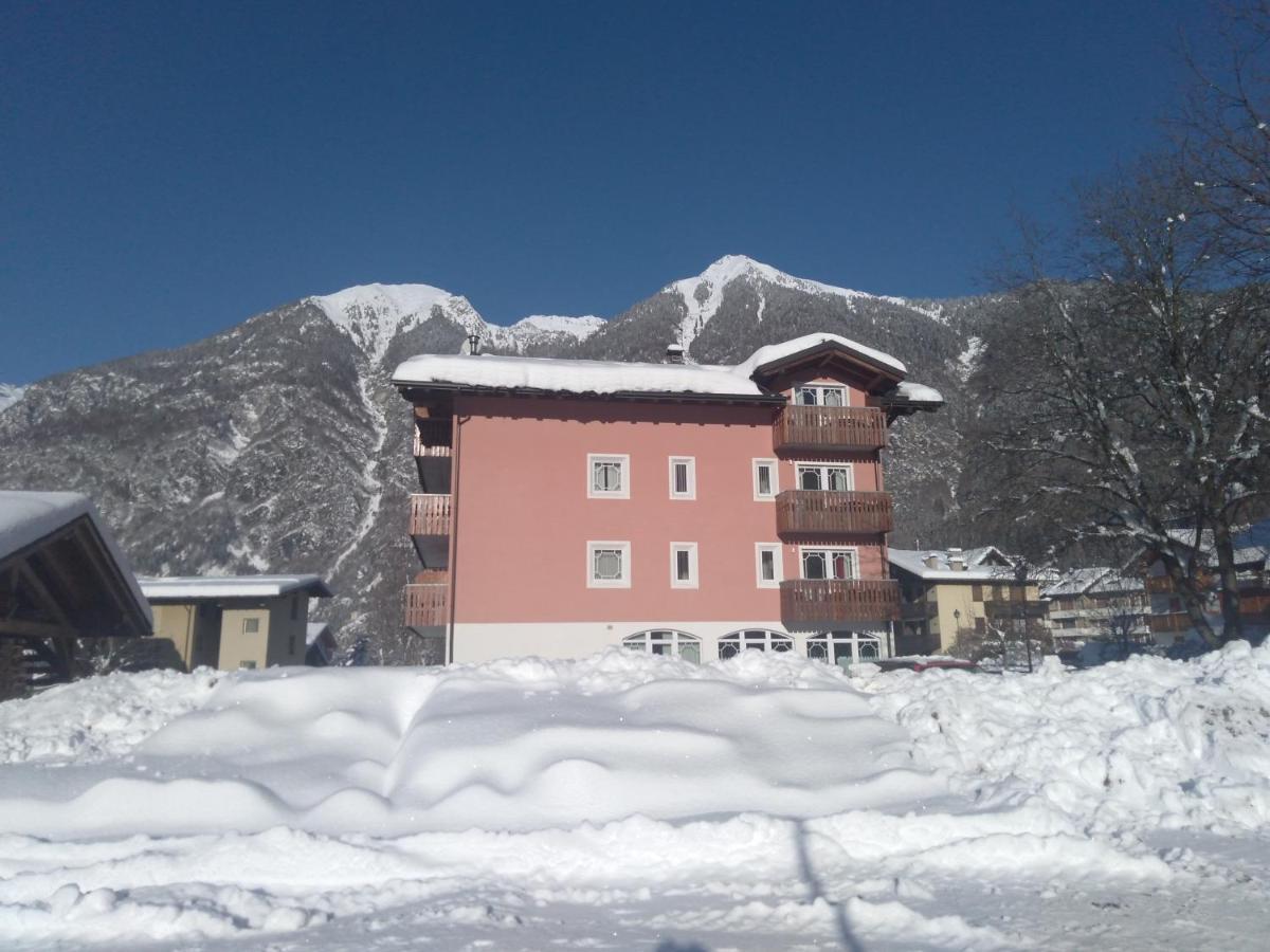Hotel Garni Al Nardis Carisolo Dış mekan fotoğraf