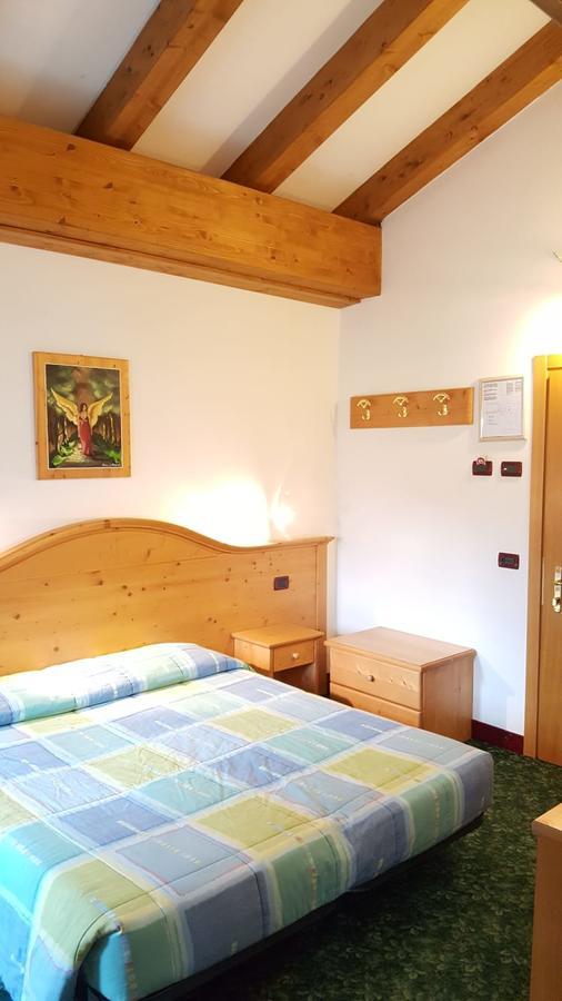 Hotel Garni Al Nardis Carisolo Dış mekan fotoğraf